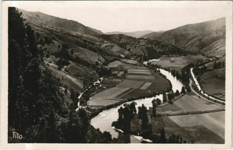 Carte postale ancienne Biriatou Vallee de la Bidassoa vers l'Espagne à Biriatou