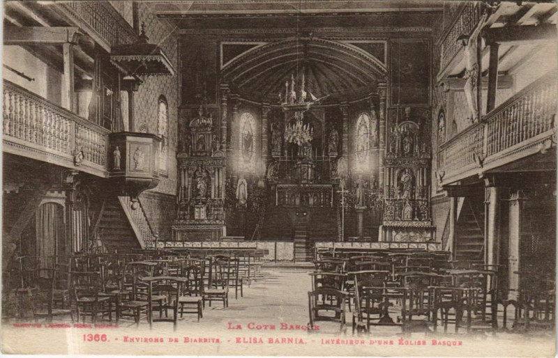 Carte postale ancienne Elisa-Barnia Interieur d'une Eglise Basque