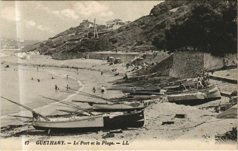 Carte postale ancienne Guethary Le Port et la Plage