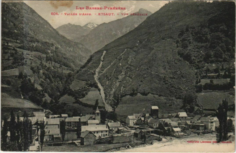 Carte postale ancienne Etsaut Vue Generale à Etsaut