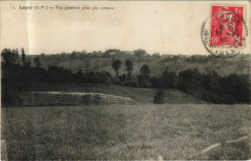 Carte postale ancienne Lagor Vue Generale prise les Coteaux à Lagor