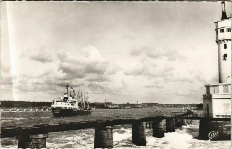 Carte postale ancienne Cote Basque - Embouchure de l'Adour et le Semaphore