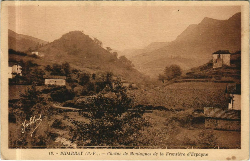 Carte postale ancienne Bidarray Chaine de Montagnes de la Frontiere d'Espagne à Bidarray