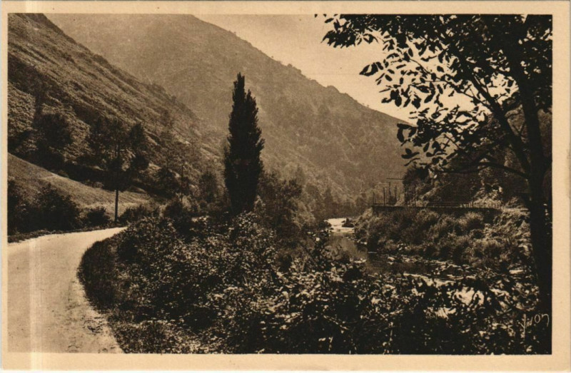 Carte postale ancienne Le Pays Basque - Les Gorges de la Nive