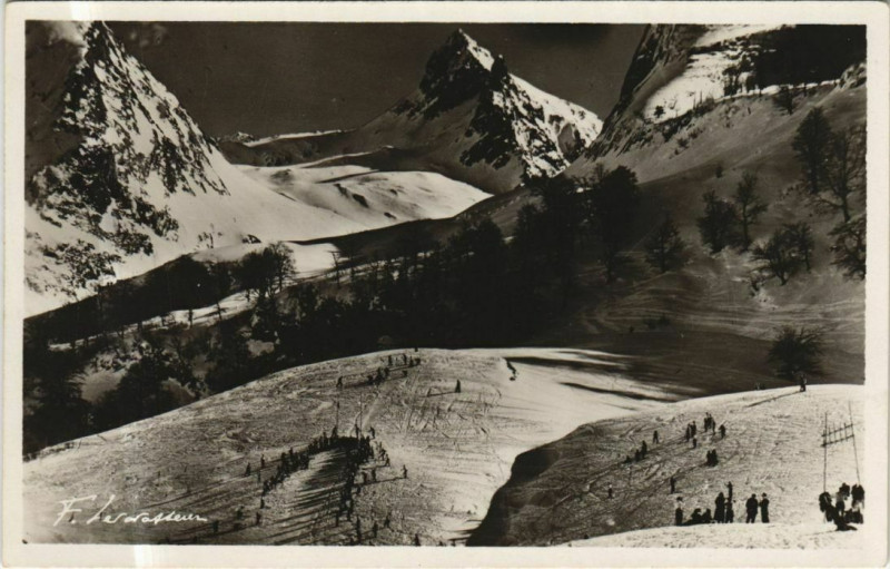 Carte postale ancienne Gourette Concours de Sauts