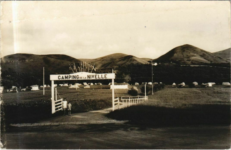 Carte postale ancienne Camping de la Nivelle pres Ascain à Ascain