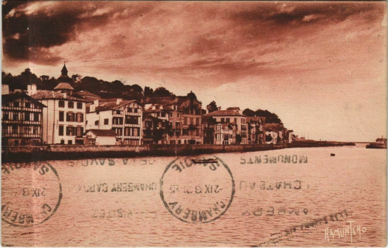 Carte postale ancienne Ciboure Town Scene à Ciboure