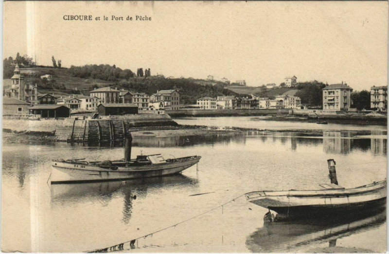 Carte postale ancienne Ciboure et le Port de Peche à Ciboure
