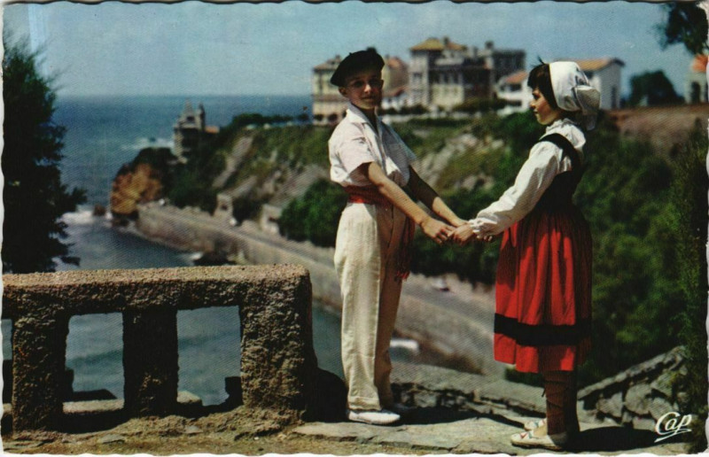 Carte postale ancienne Au Pays Basque - Enfants - Types