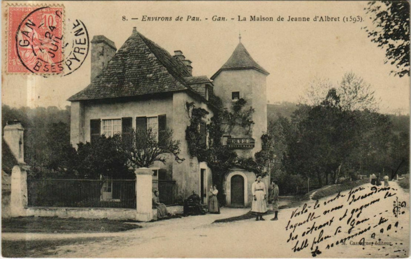 Carte postale ancienne Gan La Maison de Jeanne d'Albret - Environs de Pau à Gan