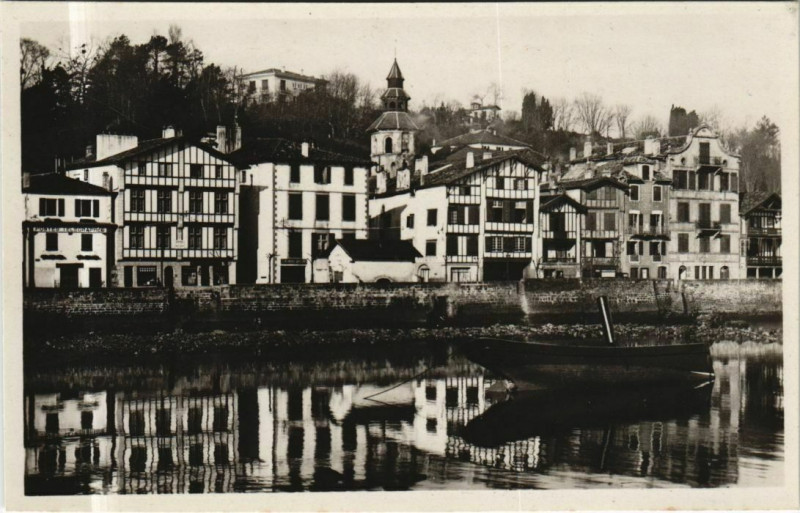 Carte postale ancienne Ciboure Les Quais à Ciboure
