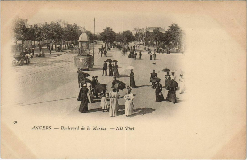 Carte postale ancienne Angers Boulevard de la Marine à Angers
