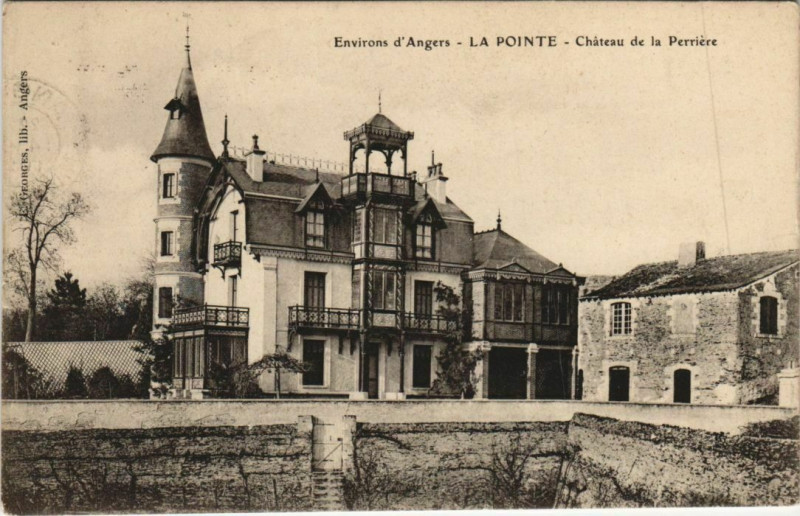 Carte postale ancienne La Pointe Chateau de la Perriere