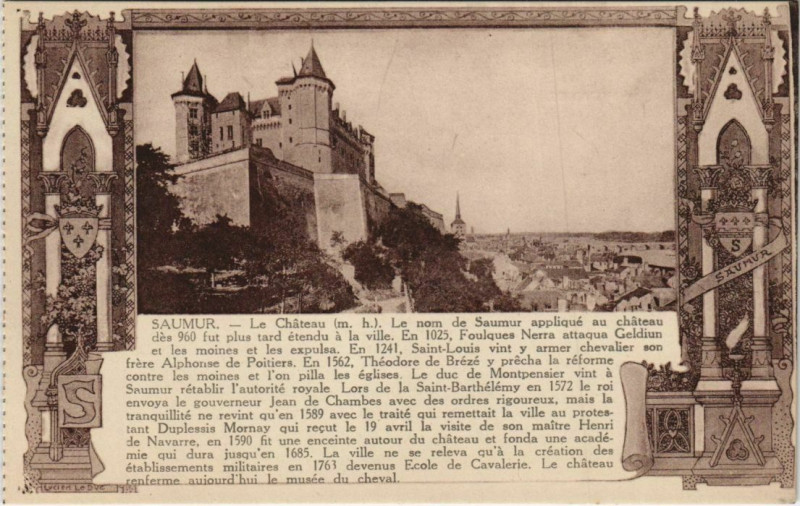 Carte postale ancienne Saumur Le Chateau à Saumur