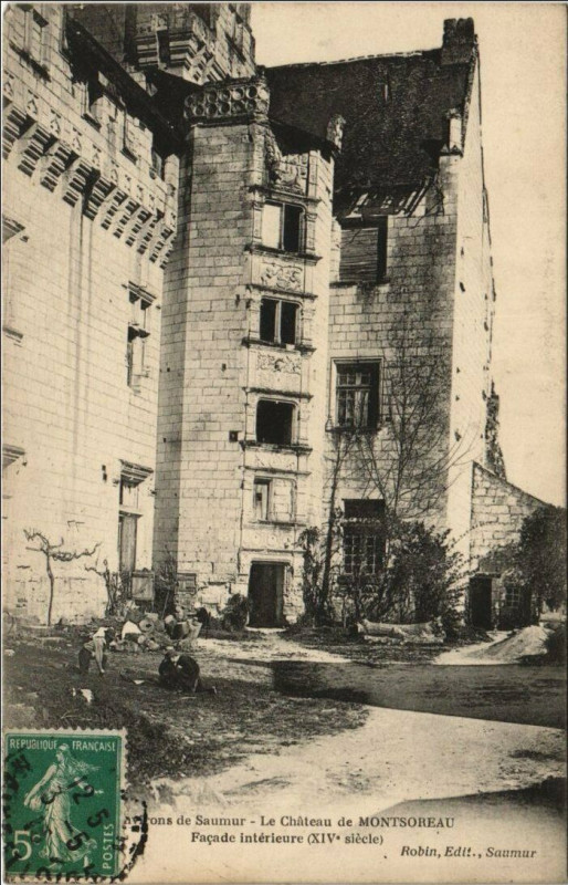 Carte postale ancienne Montsoreau Le Chateau à Montsoreau