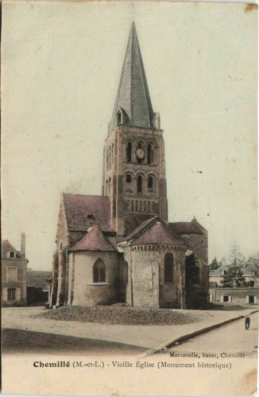 Carte postale ancienne Chemille Vieille Eglise