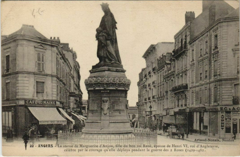 Carte postale ancienne Angers La Statue de Marguerite d'Anjou à Angers