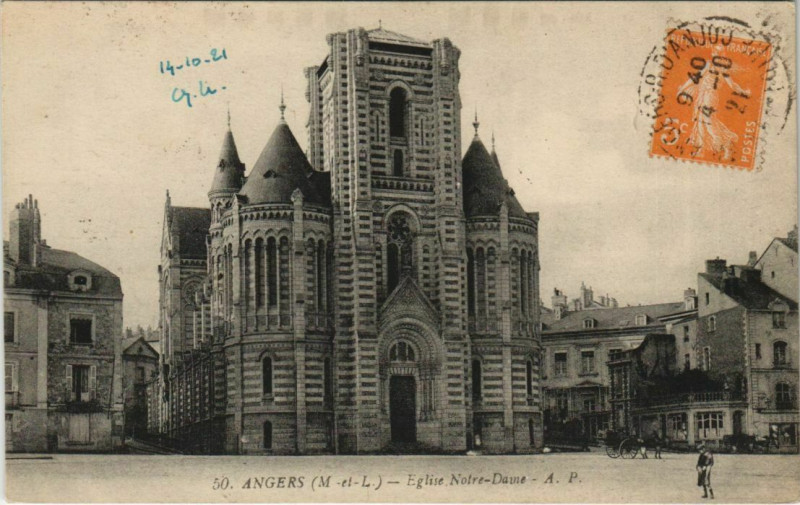 Carte postale ancienne Angers Eglise Notre-Dame à Angers