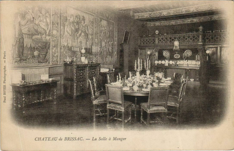 Carte postale ancienne Brissac Chateau de Brissac - La Salle a Manger