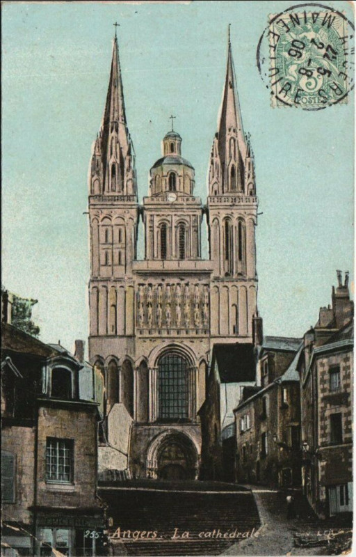 Carte postale ancienne Angers La Cathedrale à Angers