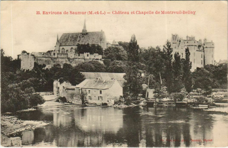Carte postale ancienne Montbreuil-Bellay Chateau et Chapelle - Environs de Saumur à Saumur