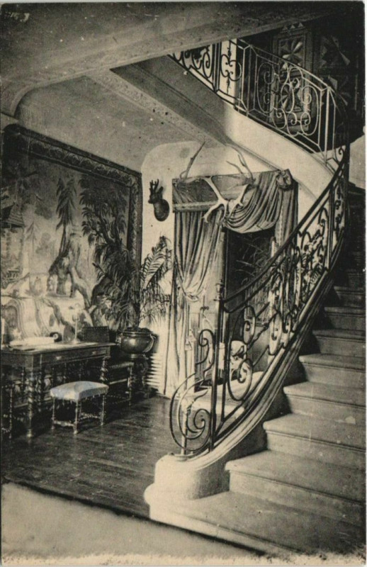 Carte postale ancienne Chateau Interieur