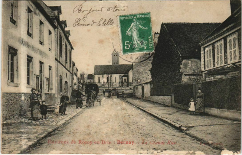 Carte postale ancienne Bernay La Grande Rue à Bernay