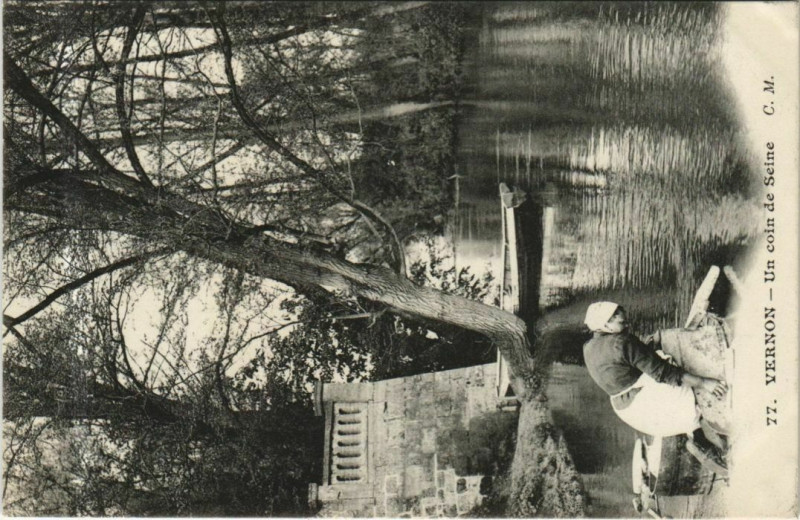 Carte postale ancienne Vernon Un Cois de Seine à Vernon