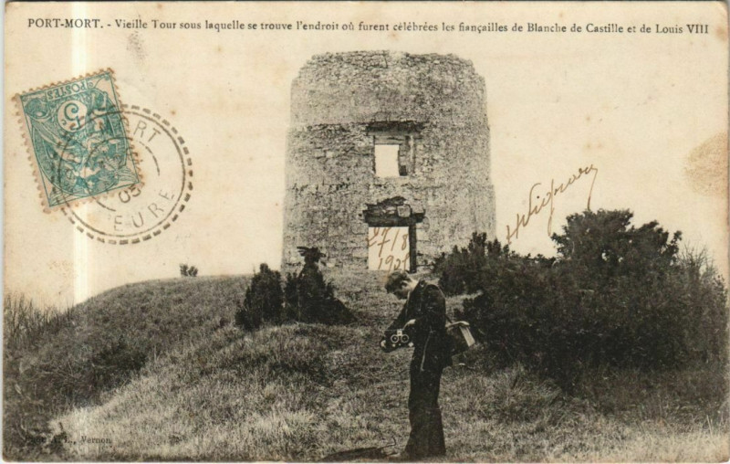Carte postale ancienne Port-Mort Vieille Tour à Port-Mort
