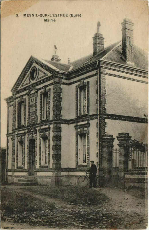 Carte postale ancienne Mesnil-sur-l'Estree Mairie