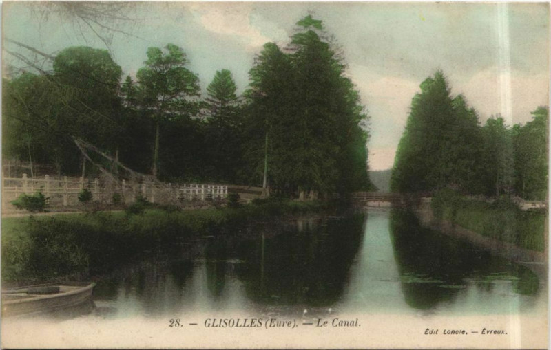 Carte postale ancienne Glisolles Le Canal à Glisolles