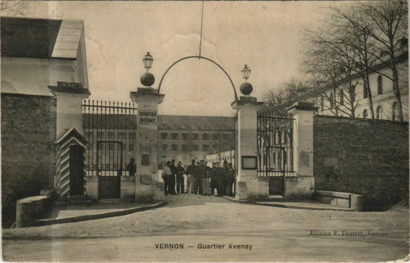 Carte postale ancienne Vernon Quartier Avenay à Vernon