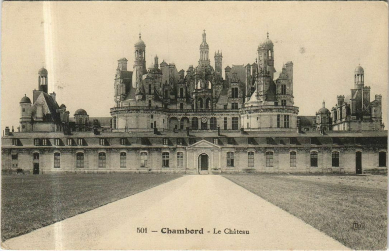 Carte postale ancienne Chambord Le Chateau à Chambord