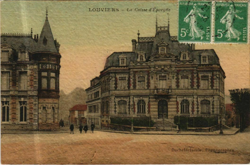 Carte postale ancienne Louviers La Caisse d'Epargne à Louviers