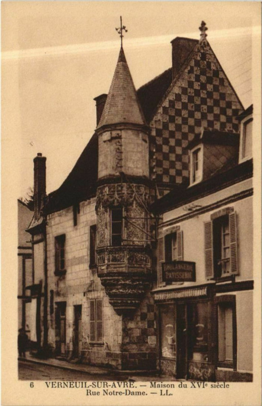 Carte postale ancienne Verneuil-sur-Avre Maison - Rue Notre-Dame
