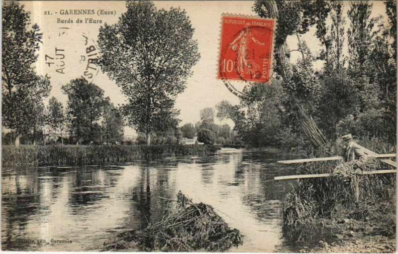 Carte postale ancienne Garennes-sur-Eure Bords de l'Eure à Garennes-sur-Eure