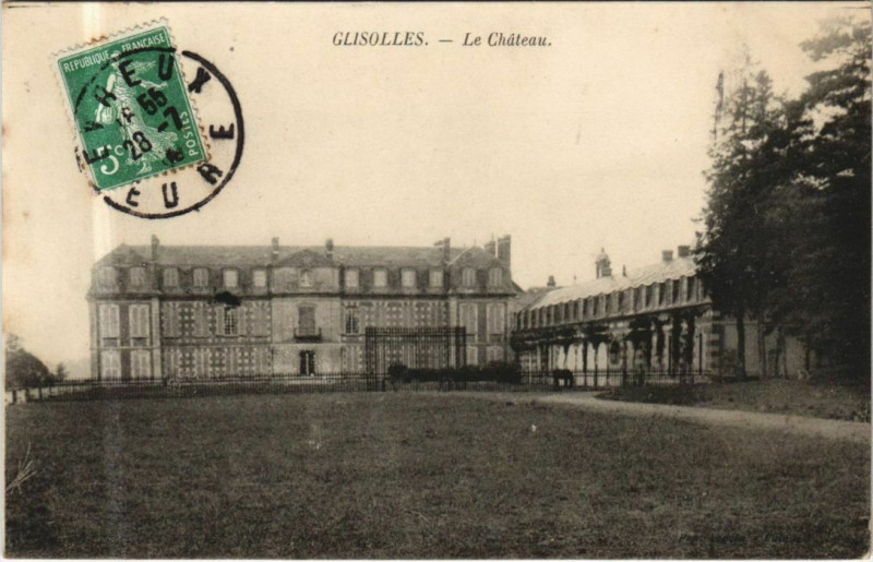 Carte postale ancienne Glisolles Le Chateau à Glisolles