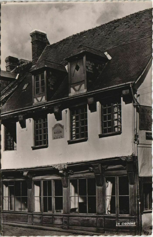 Carte postale ancienne Bernay Ancien Couvent de la Comte à Bernay