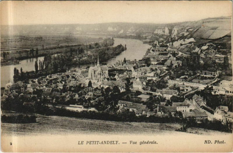 Carte postale ancienne Les Andelys Le Petit-Andely - Vue Generale aux Andelys