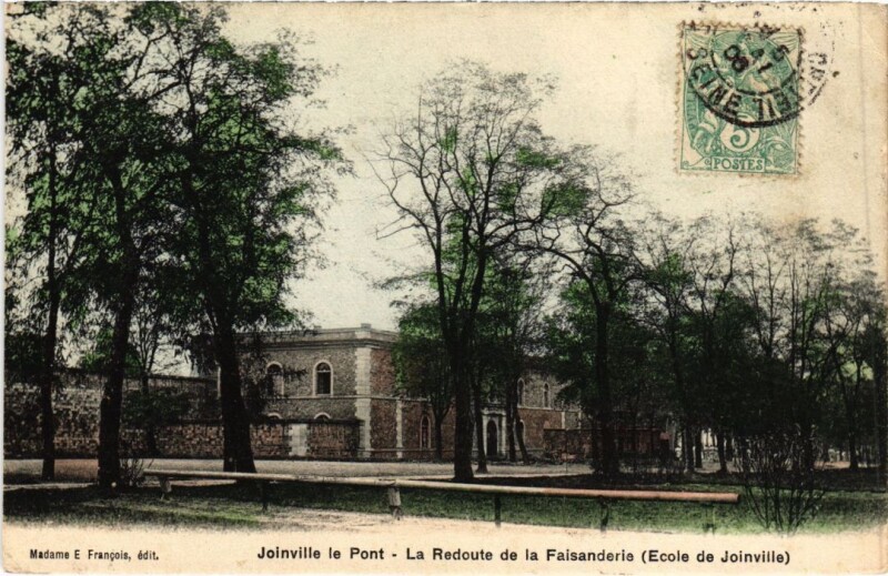 Carte postale ancienne Joinville le Pont La Redoute de la Faisanderie France à Joinville-le-Pont