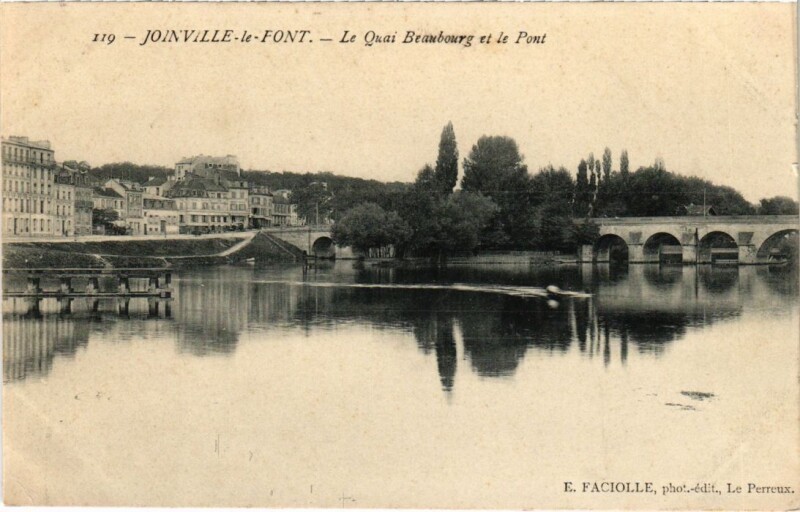 Carte postale ancienne Joinville le Pont Le Quai Beaubourg et le Pont France à Joinville-le-Pont