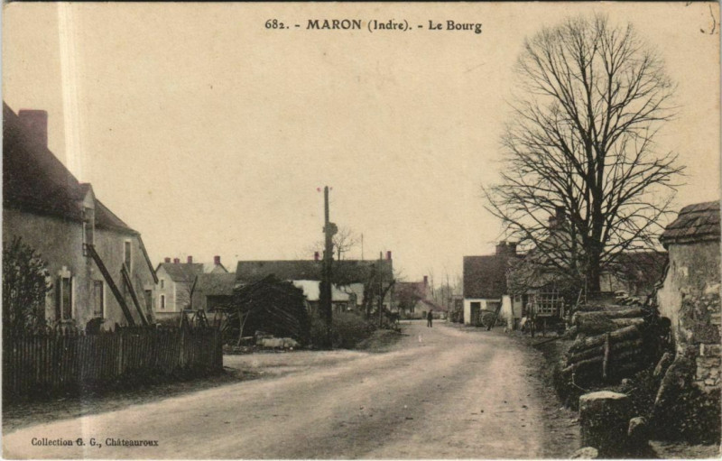 Carte postale ancienne Maron Le Bourg France