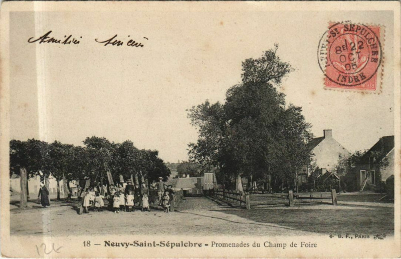Carte postale ancienne Neuvy St.Sepulchre Promenades du Champ France