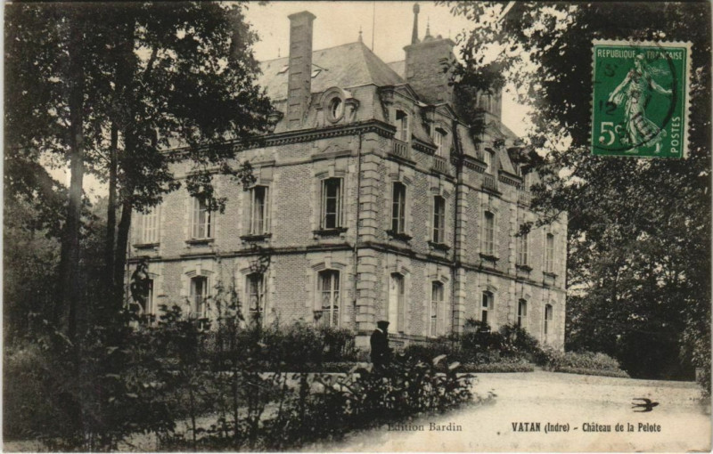 Carte postale ancienne Vatan Chateau de la Pelote France à Vatan