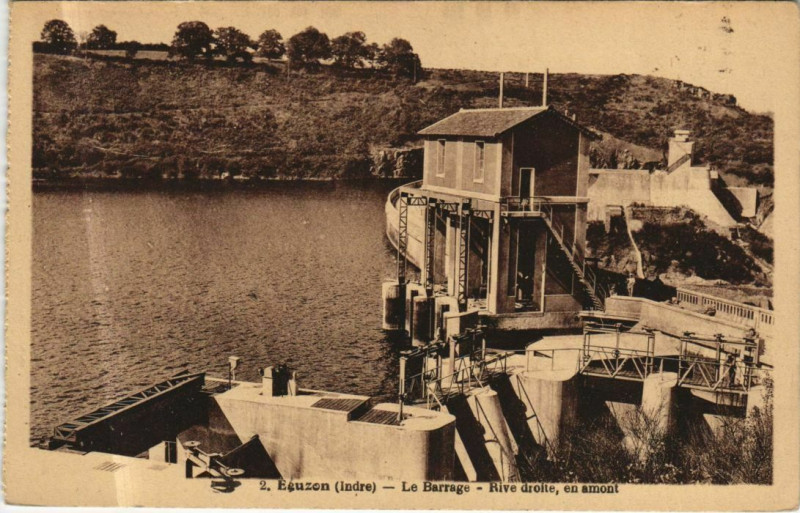 Carte postale ancienne Eguzon Le Barrage France