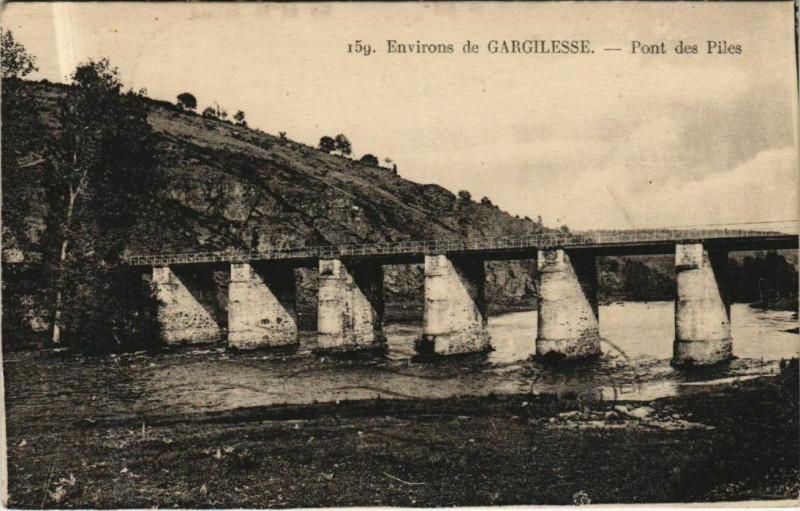 Carte postale ancienne Env.de Gargilesse Pont des Piles France