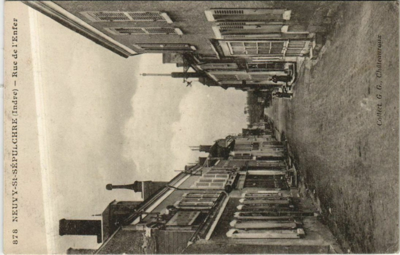 Carte postale ancienne Neuvy St.Sepulchre Rue de l'Enfer France