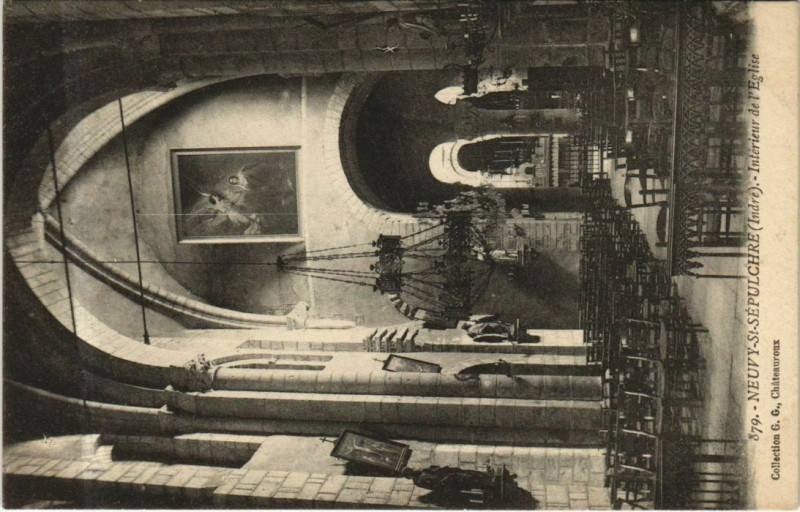 Carte postale ancienne Neuvy St.Sepulchre Interieur de l'Eglise France