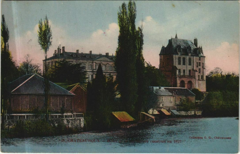 Carte postale ancienne Chateauroux Construit 1827 France