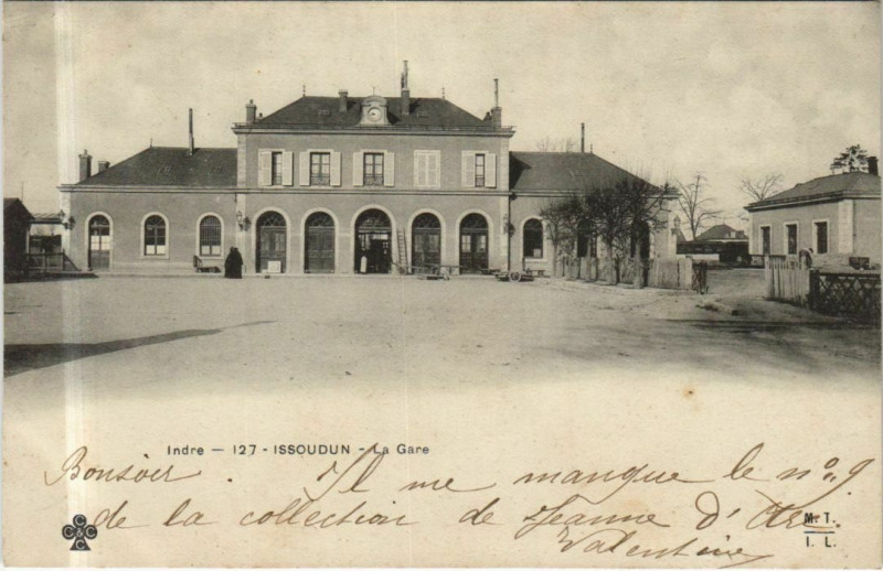 Carte postale ancienne Issoudun La Gare France à Issoudun